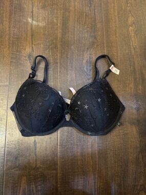 Victoria’s Secret black  Embroidered Underwire Bra - Women Intimates size 34D